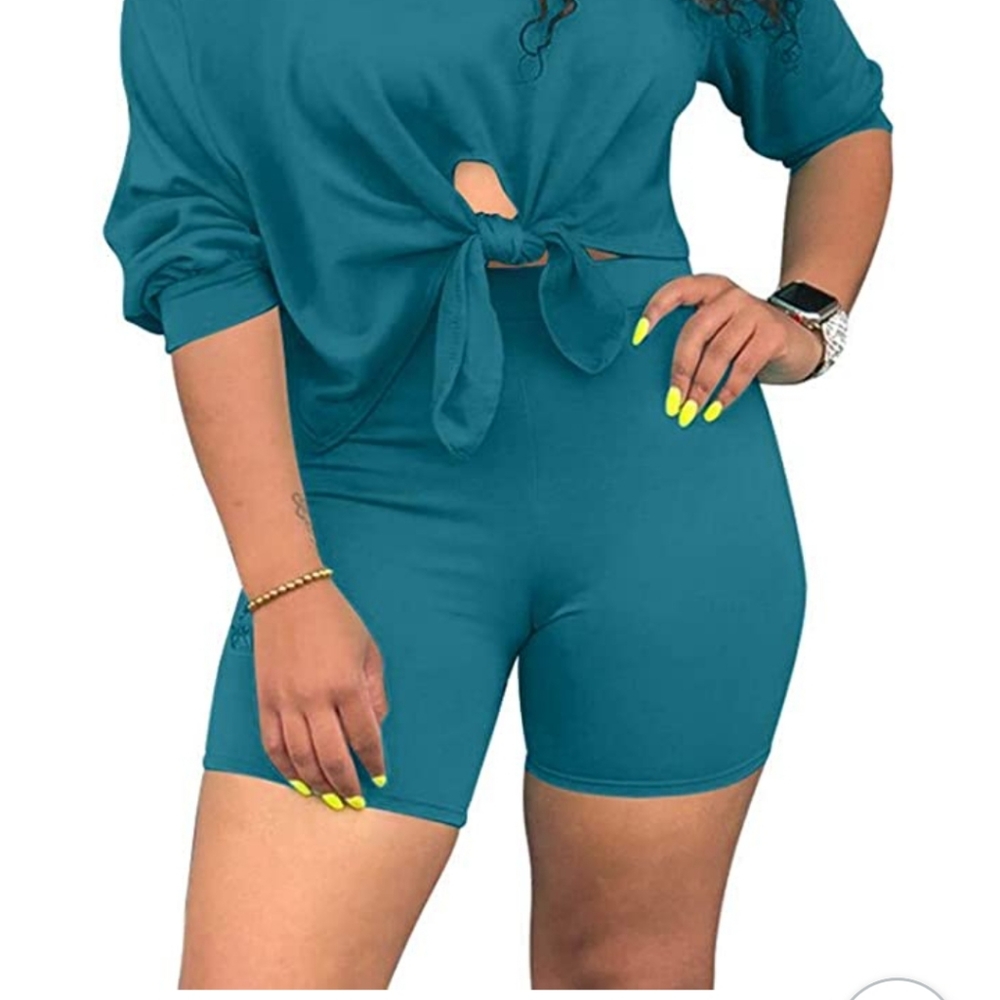 New 2 piece short set.